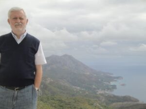 43. La costa adriática y Stevi Stefan. (Montenegro). 8 de octubre de 2011.