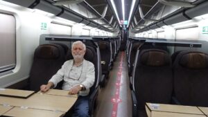 57. Coche standard del tren Frecciarossa. Nápoles a Roma (Italia). 26 de octubre de 2021.